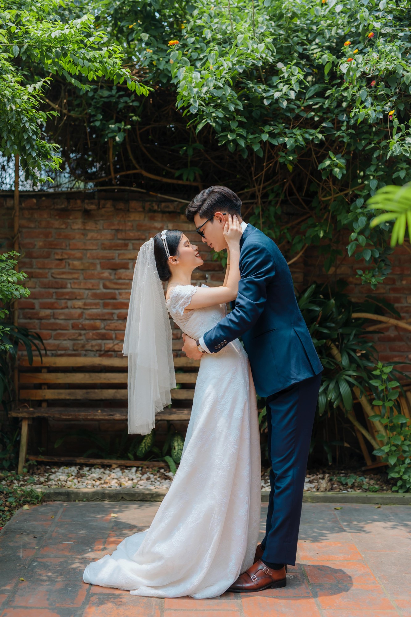 Thiệp cưới online - Bachhbutt&AnhTran