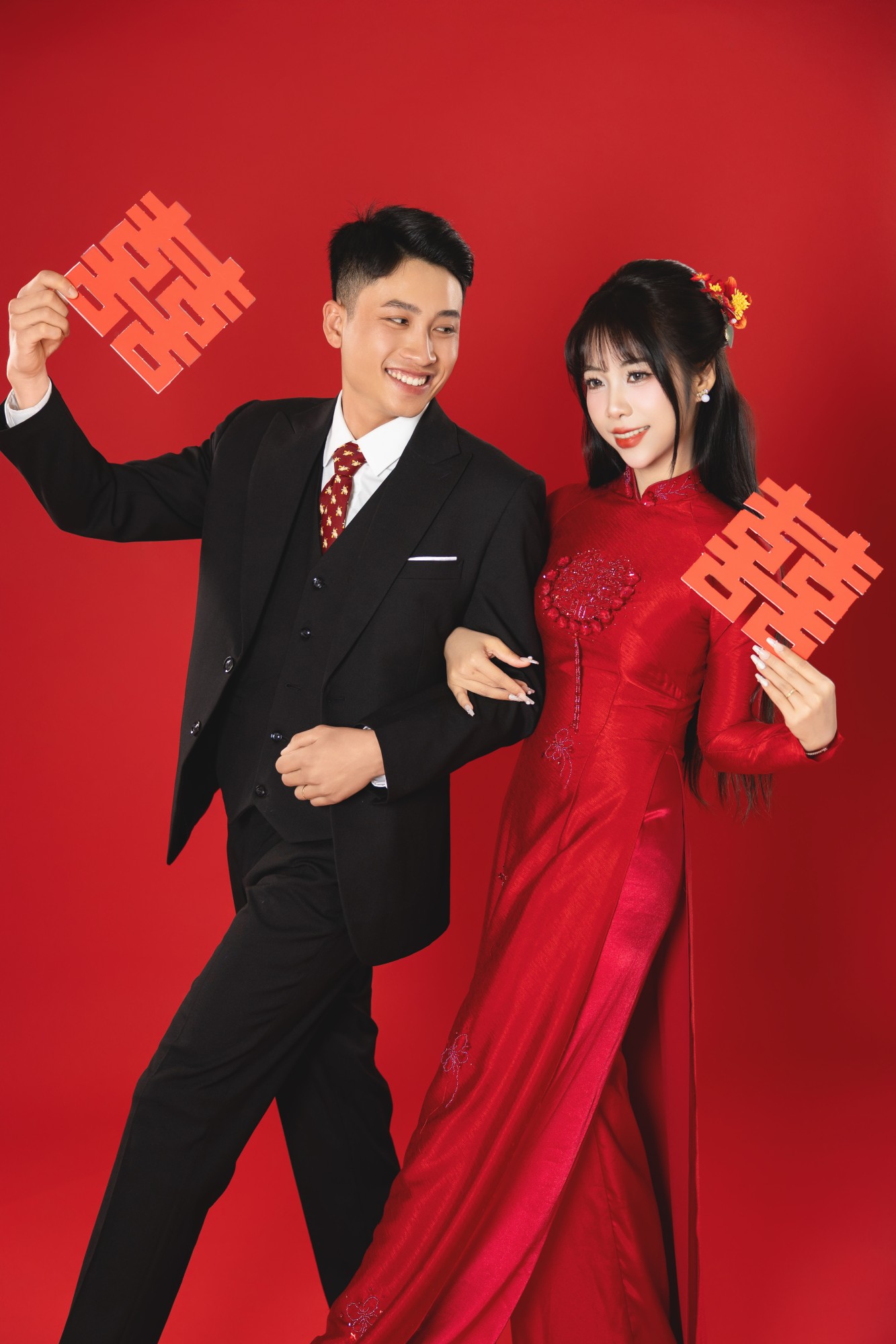 Thiệp cưới online - LÊ TRUNG HIẾU & LÊ THỊ HOÀI PHƯƠNG