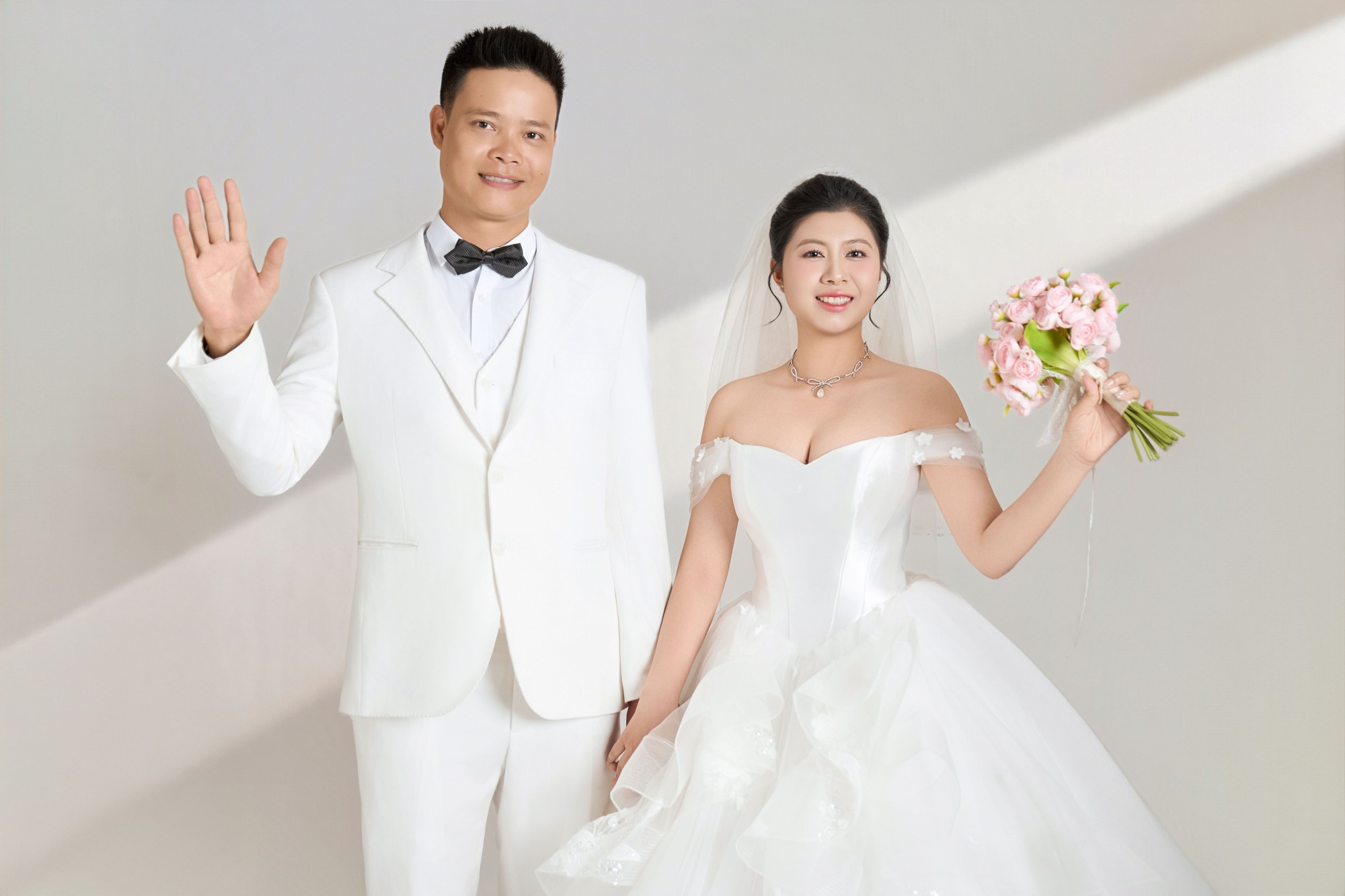 Thiệp cưới online - Hướng & Lương