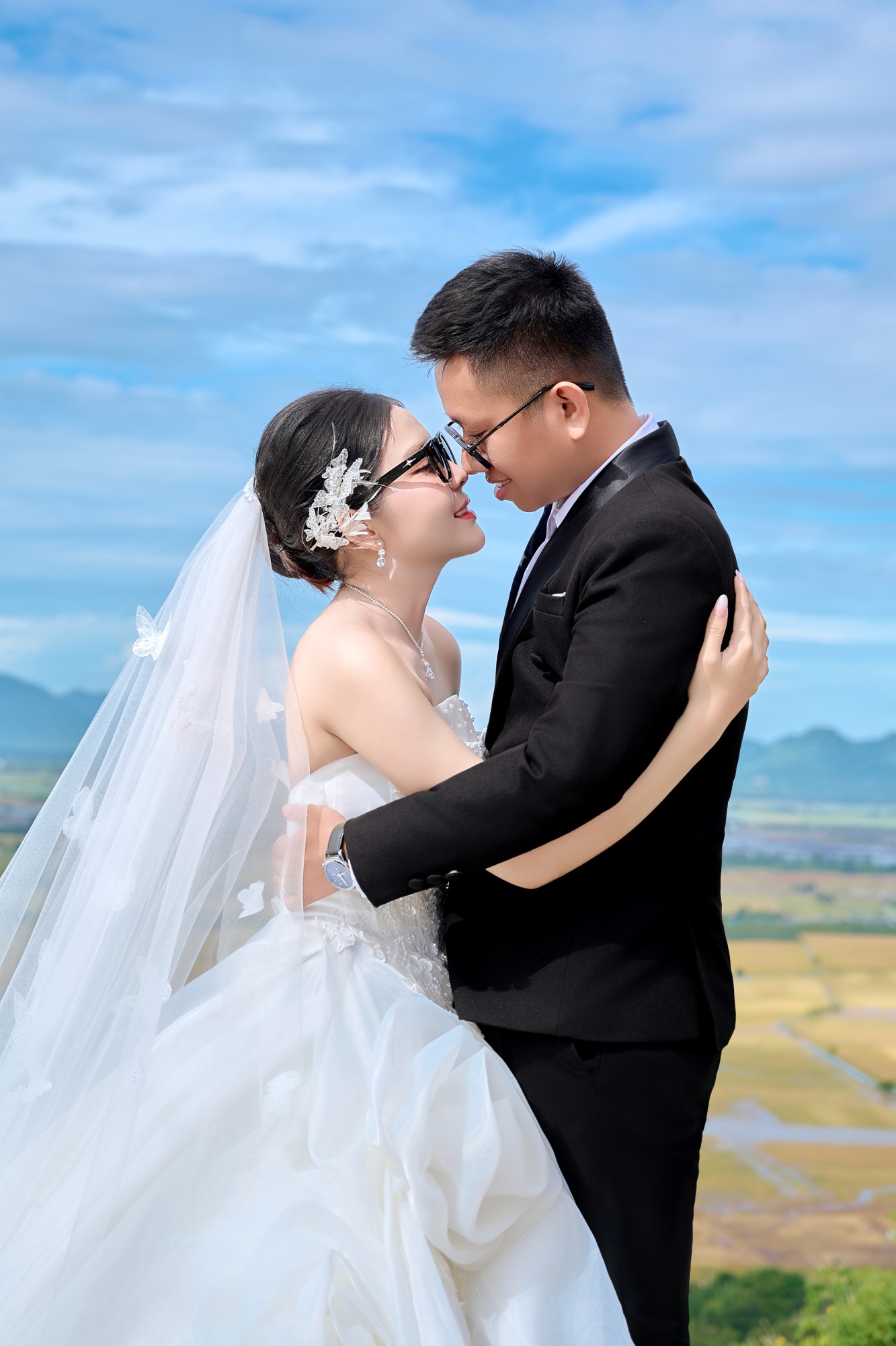 Thiệp cưới online - Đám cưới Hồ Phương Tâm - Hồ Thị Yến